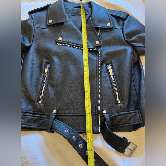 ZARA Moto Jacket Leather Faux Size XL Black Silver Zippers WOW - Picture 3 of 14